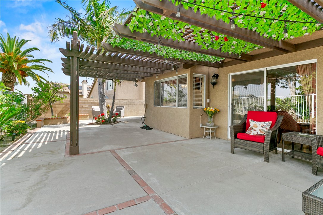 902 Highland View Drive