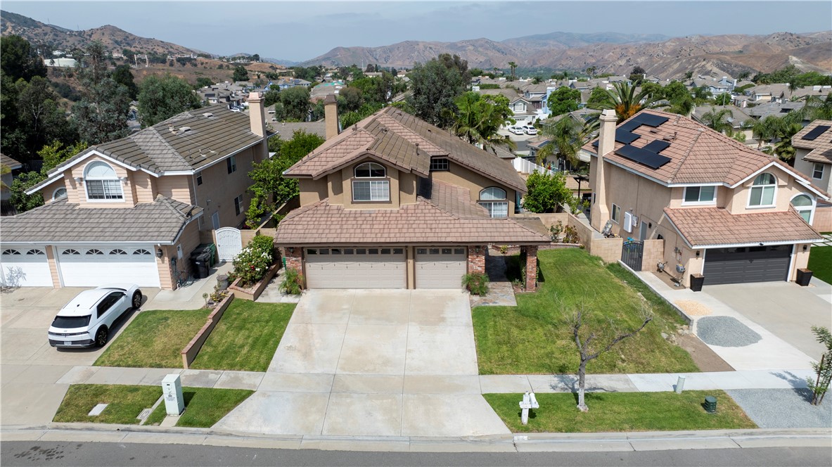 902 Highland View Drive