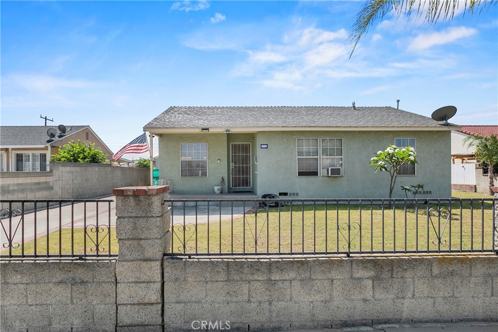 1932 S Orange Avenue