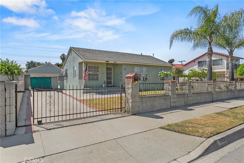 1932 S Orange Avenue
