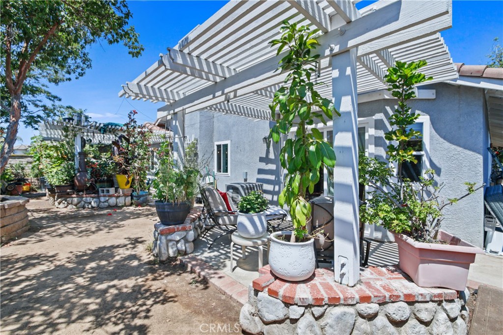 1500 Larsen Lane