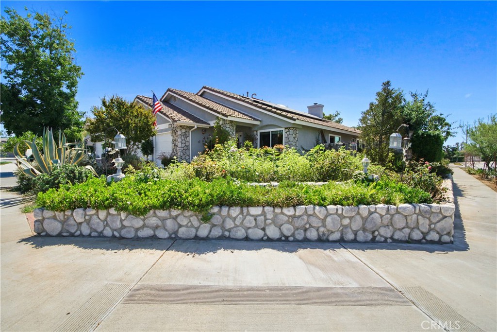 1500 Larsen Lane