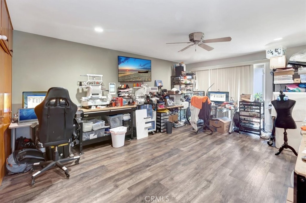 11111 Magda Lane