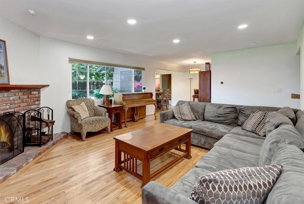 11111 Magda Lane