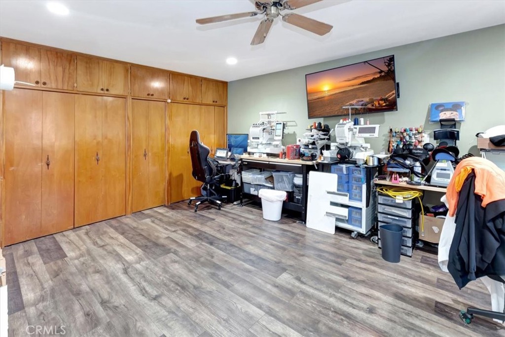 11111 Magda Lane