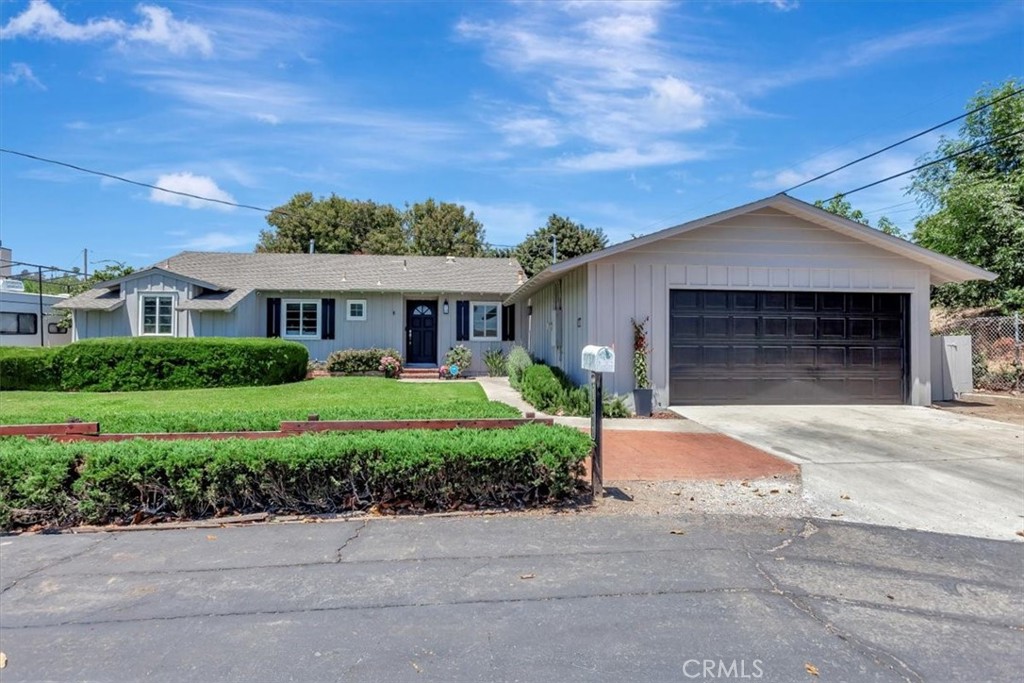 11111 Magda Lane
