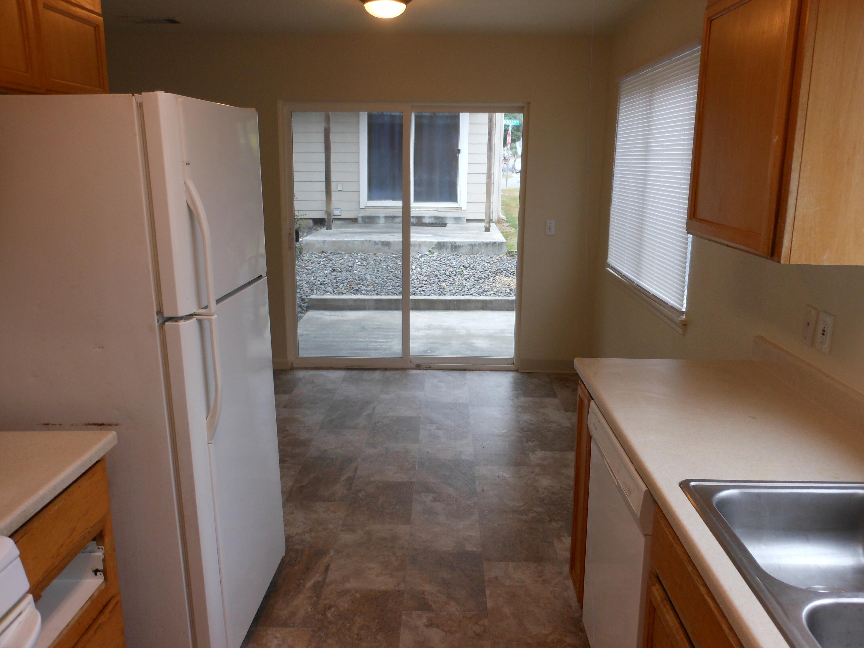 2989 Rainbow Lane
