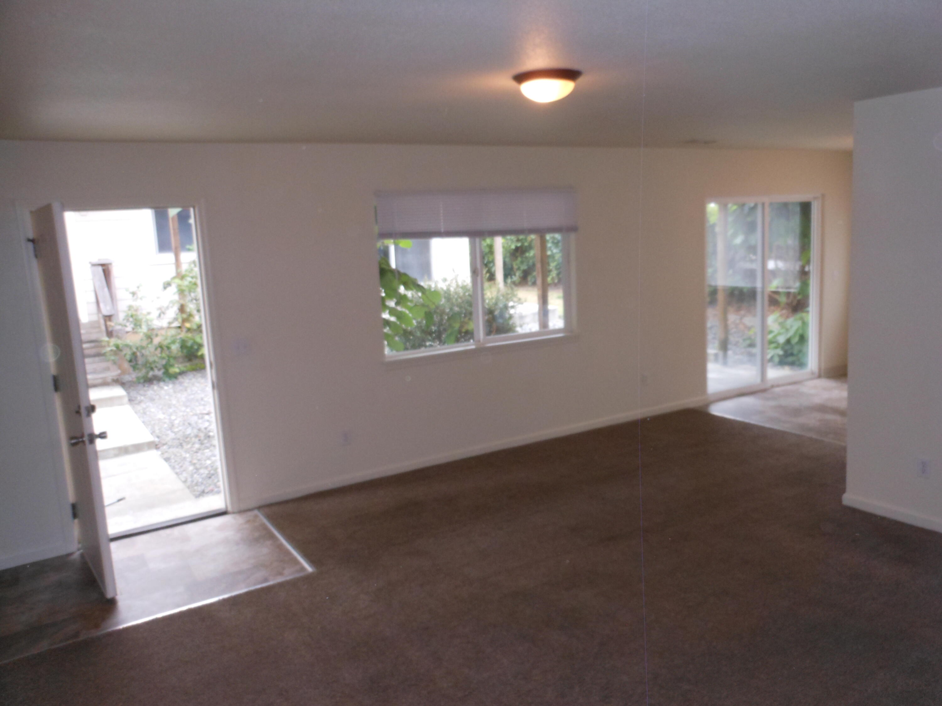 2989 Rainbow Lane