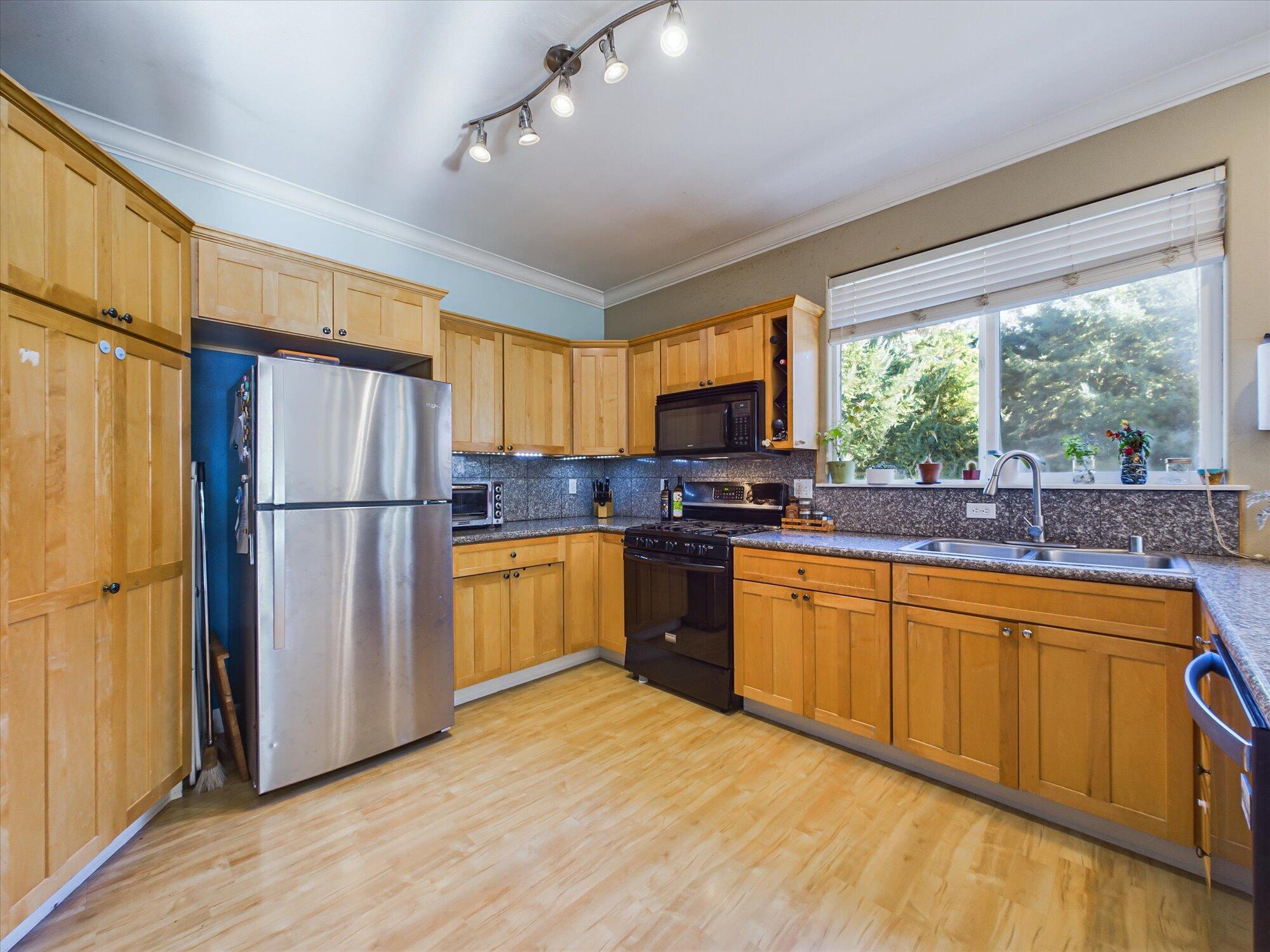 2070 Buru Place