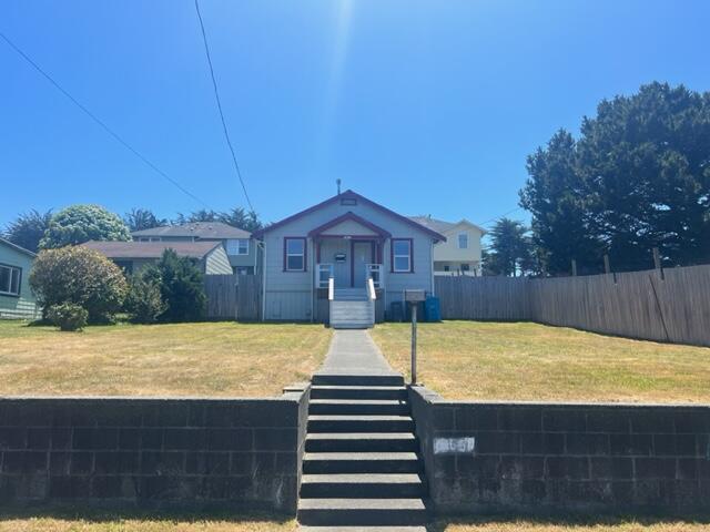 1631 Mccullens Avenue