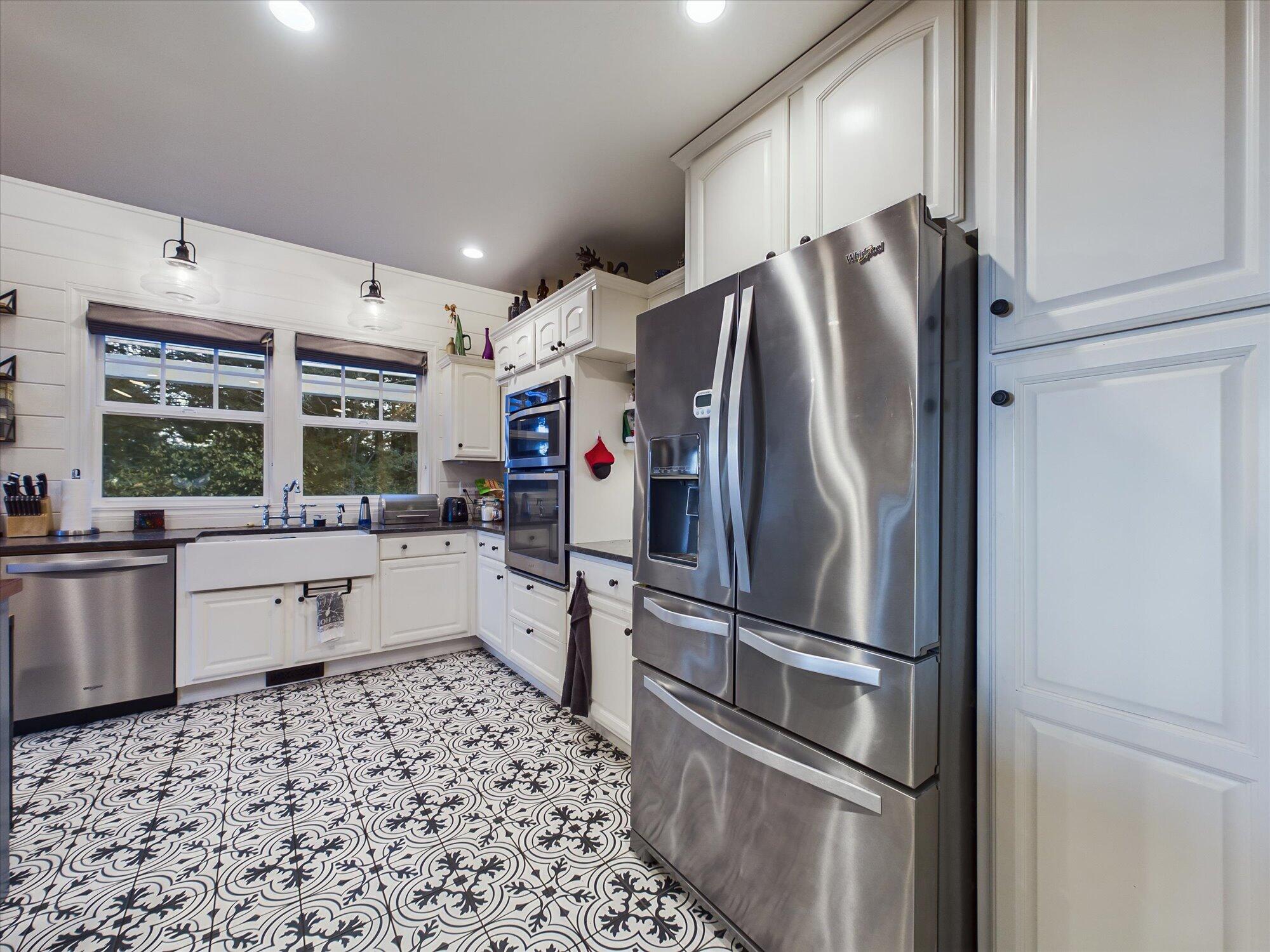 6787 Clover Lane