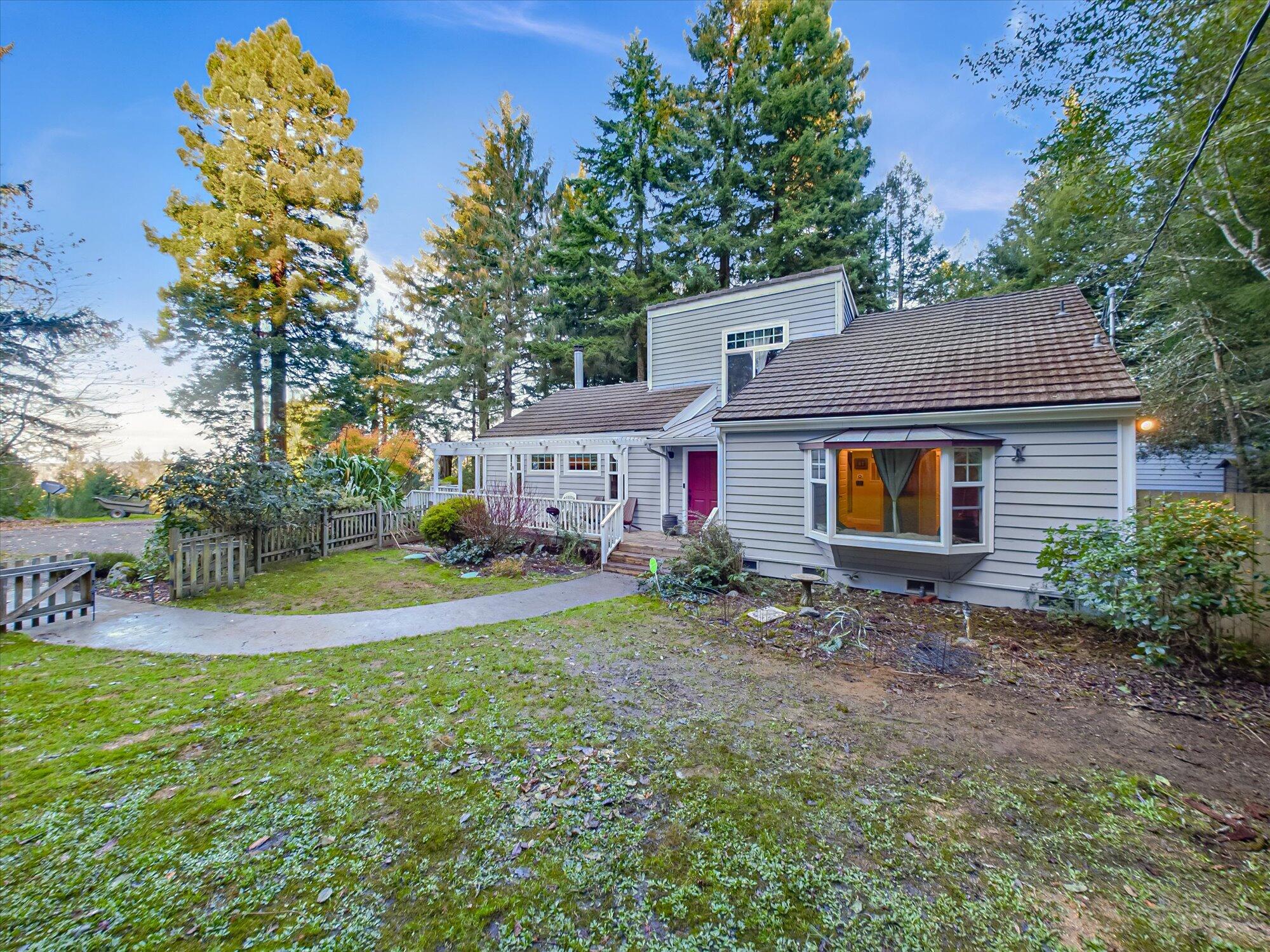 6787 Clover Lane