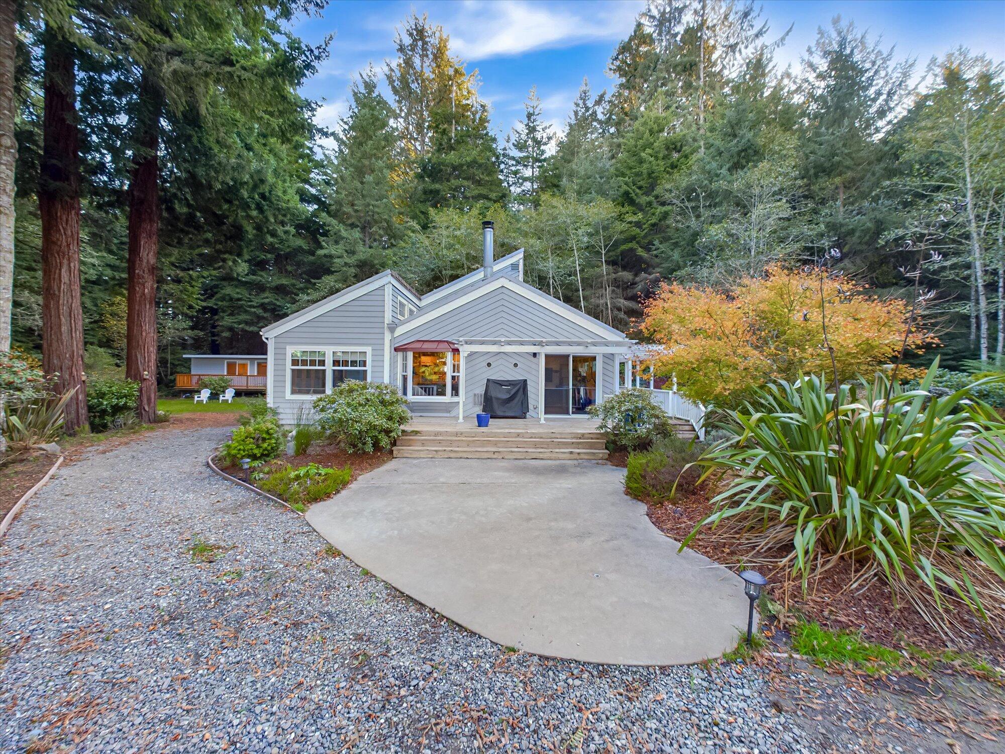 6787 Clover Lane