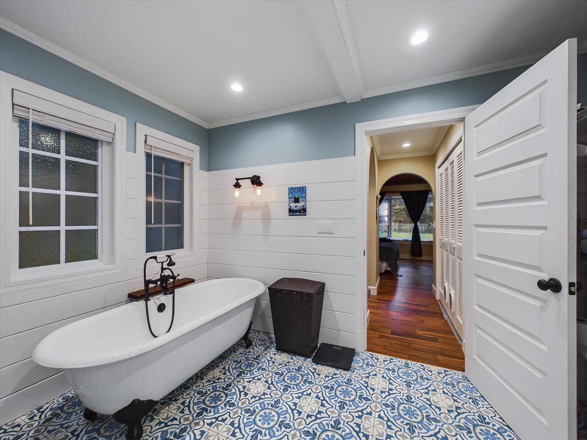 6787 Clover Lane
