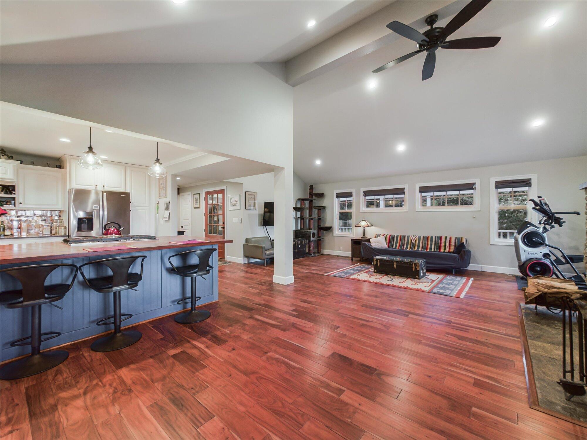 6787 Clover Lane