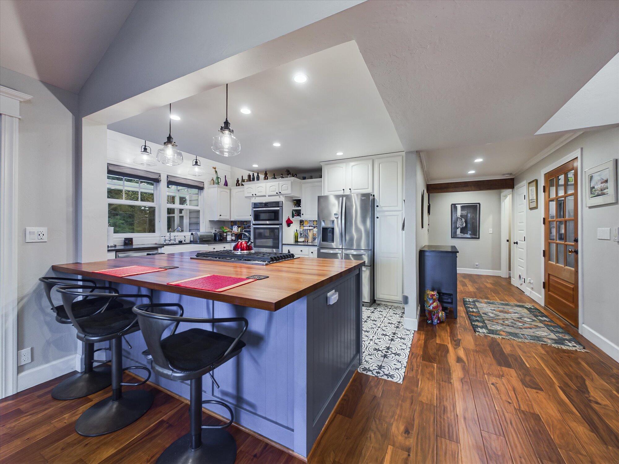 6787 Clover Lane