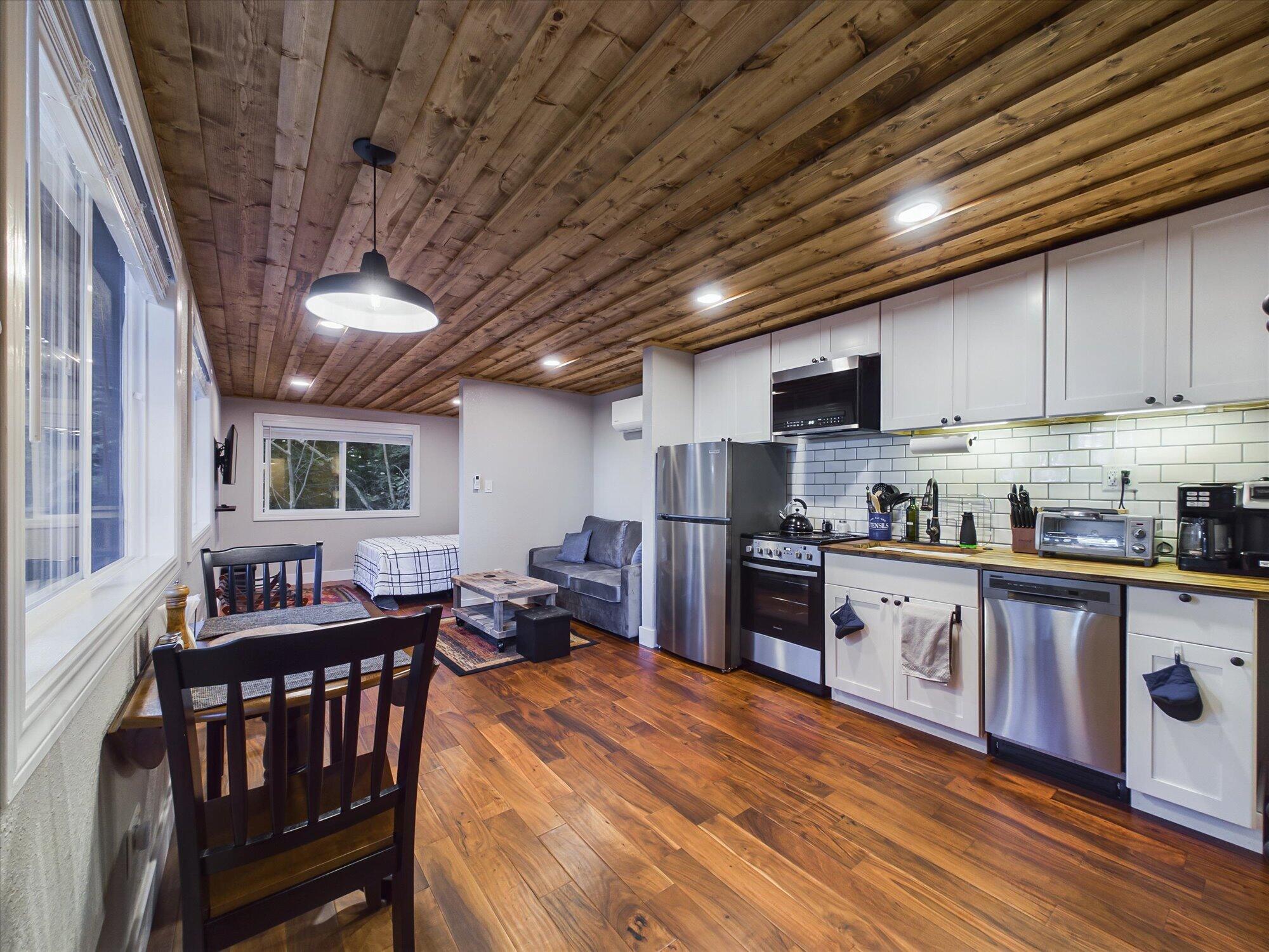 6787 Clover Lane