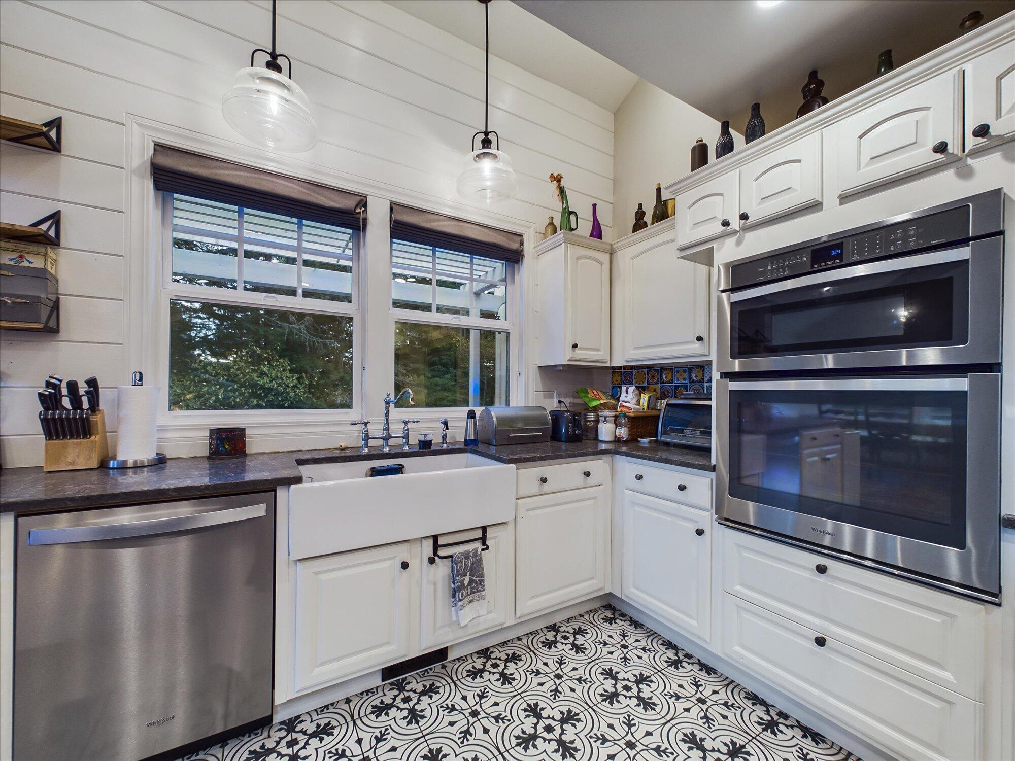 6787 Clover Lane