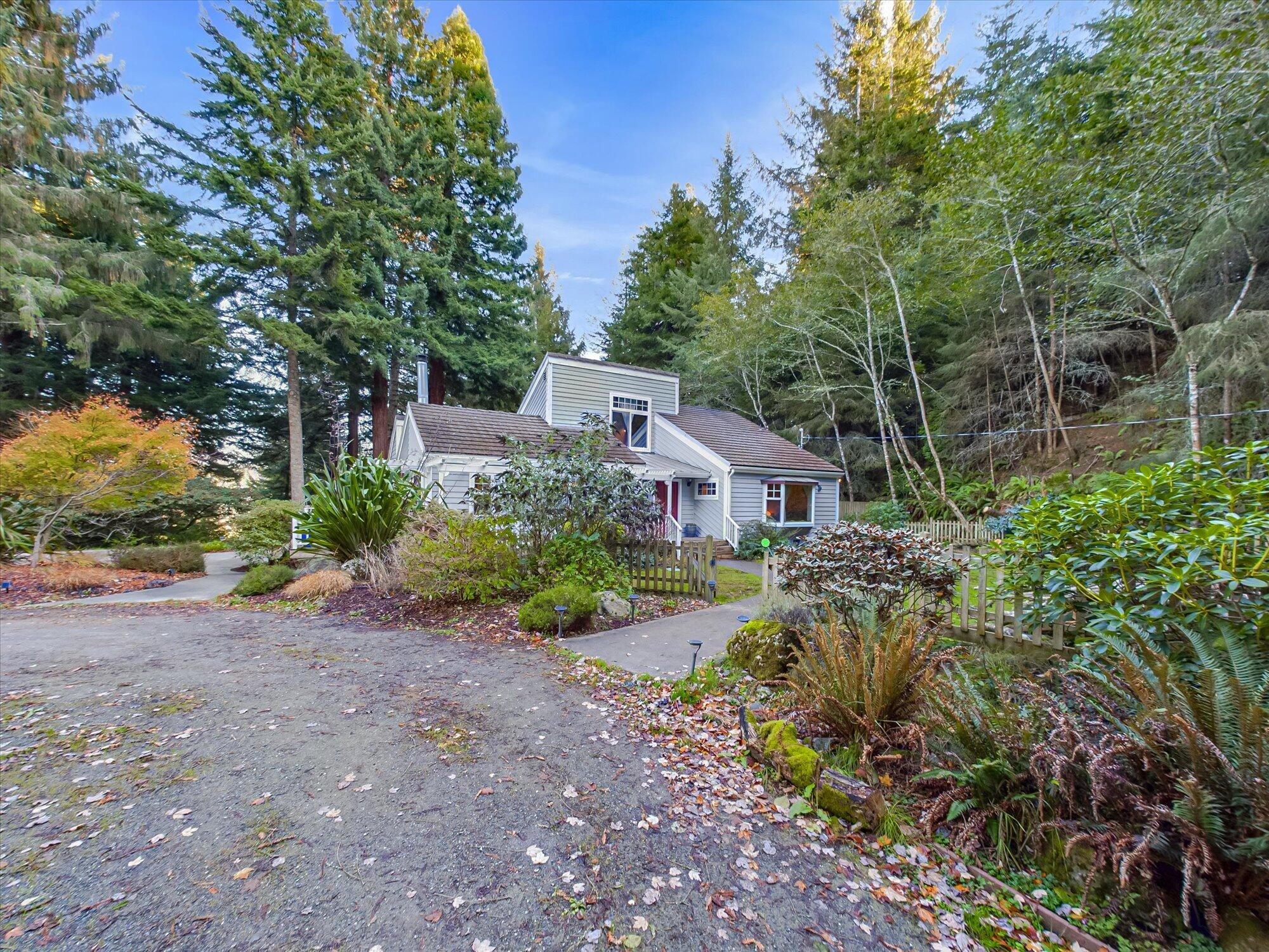 6787 Clover Lane