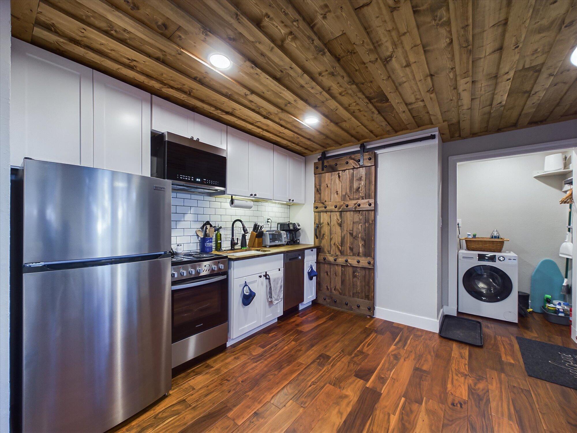 6787 Clover Lane