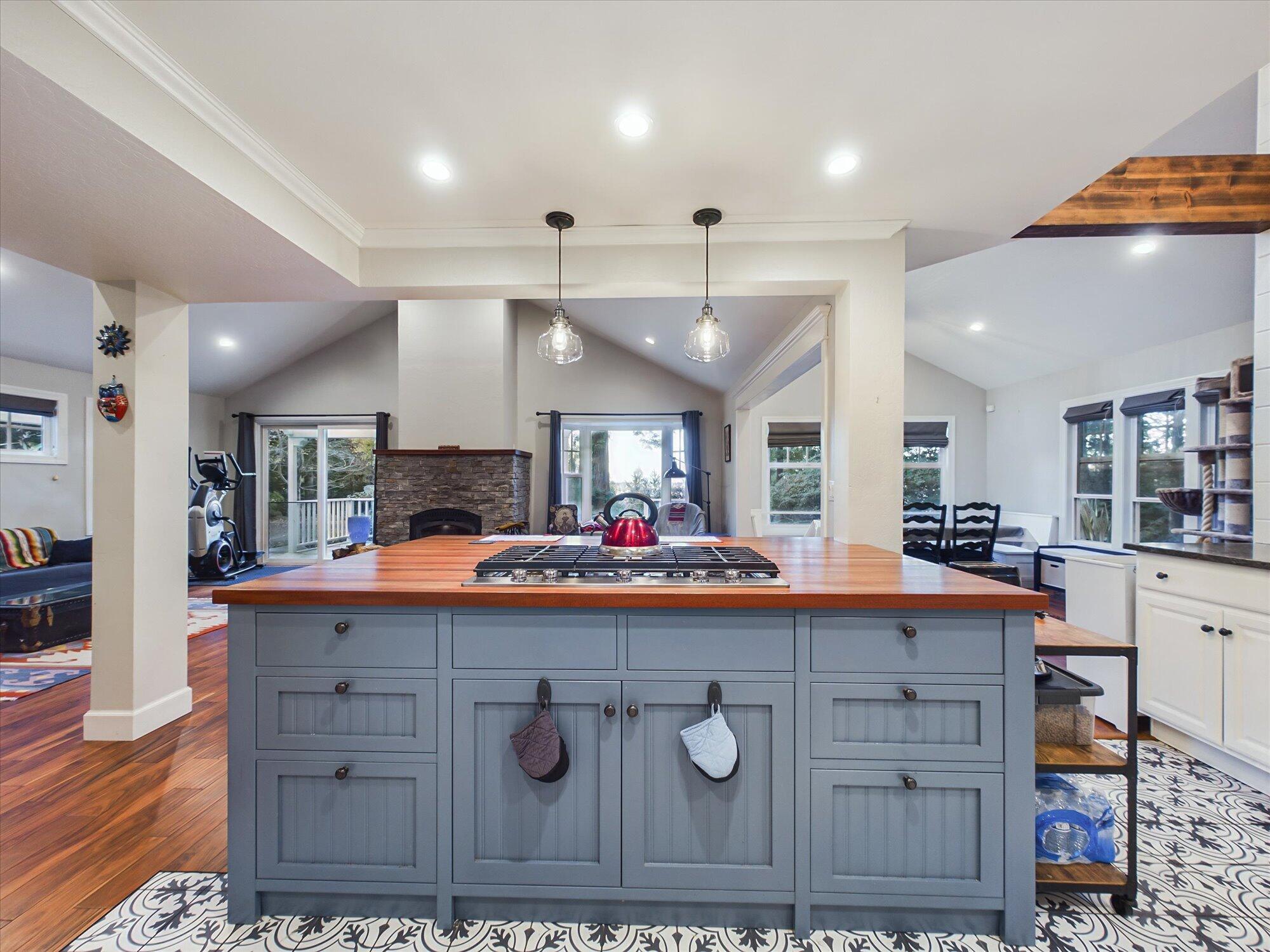 6787 Clover Lane