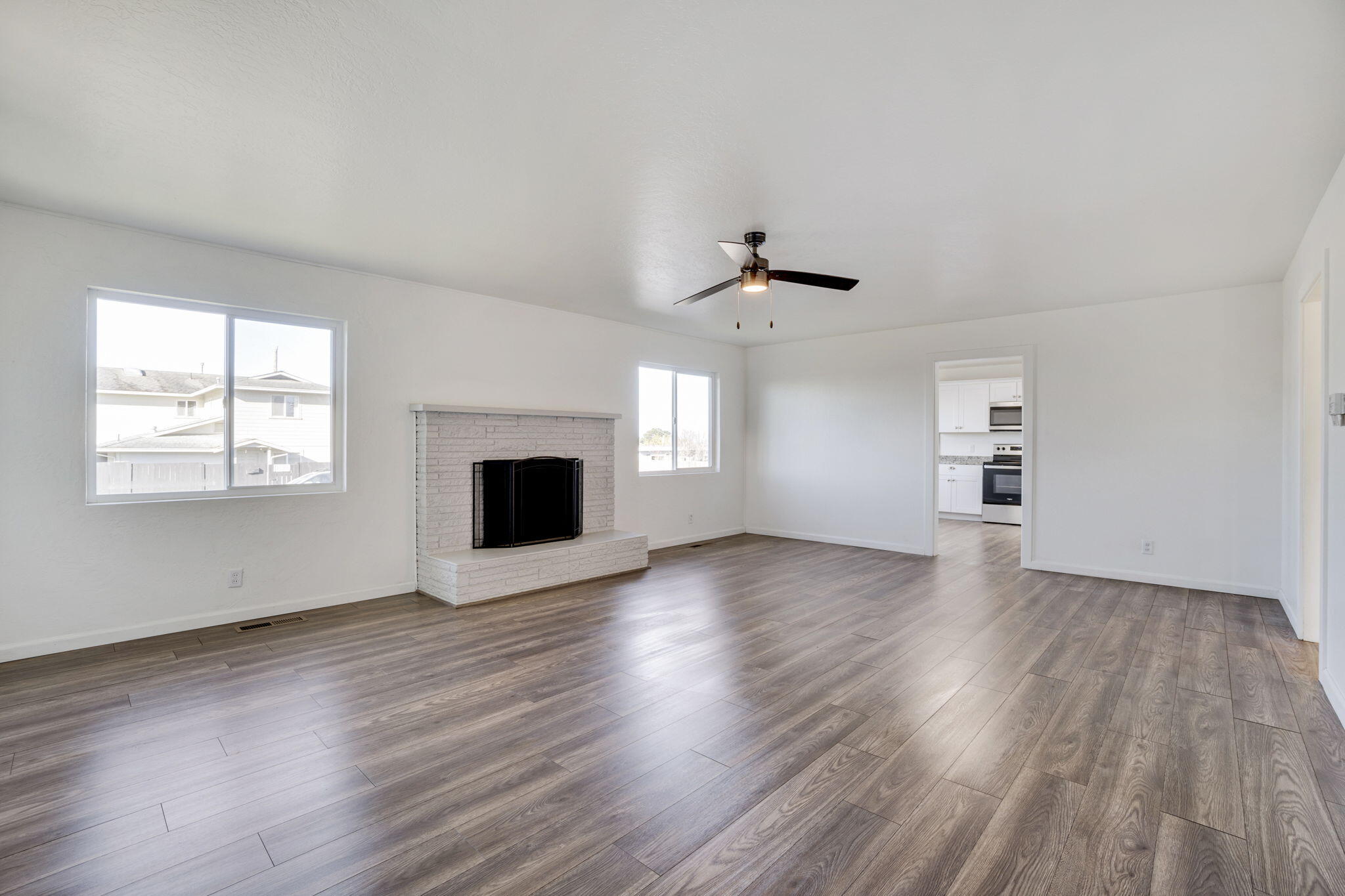838 Mccullens Avenue
