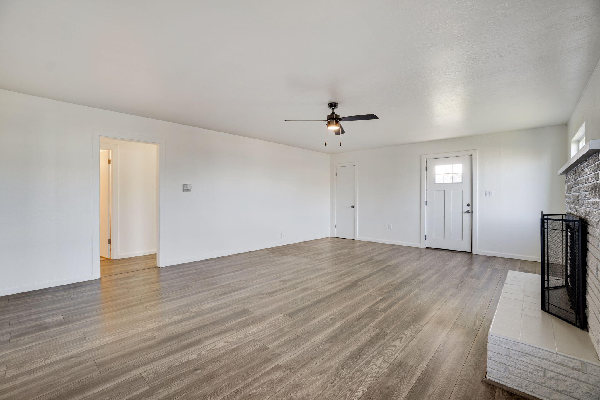 838 Mccullens Avenue