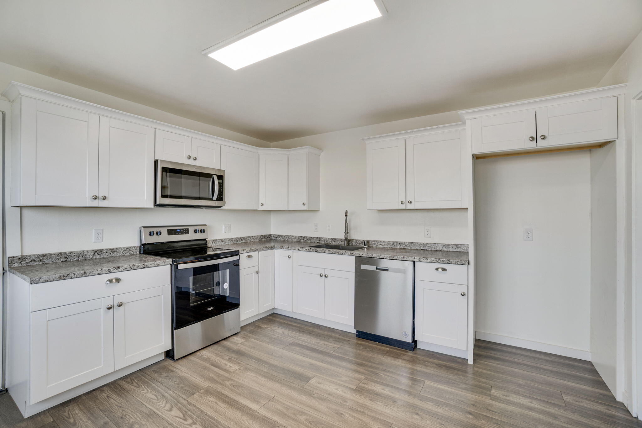 838 Mccullens Avenue
