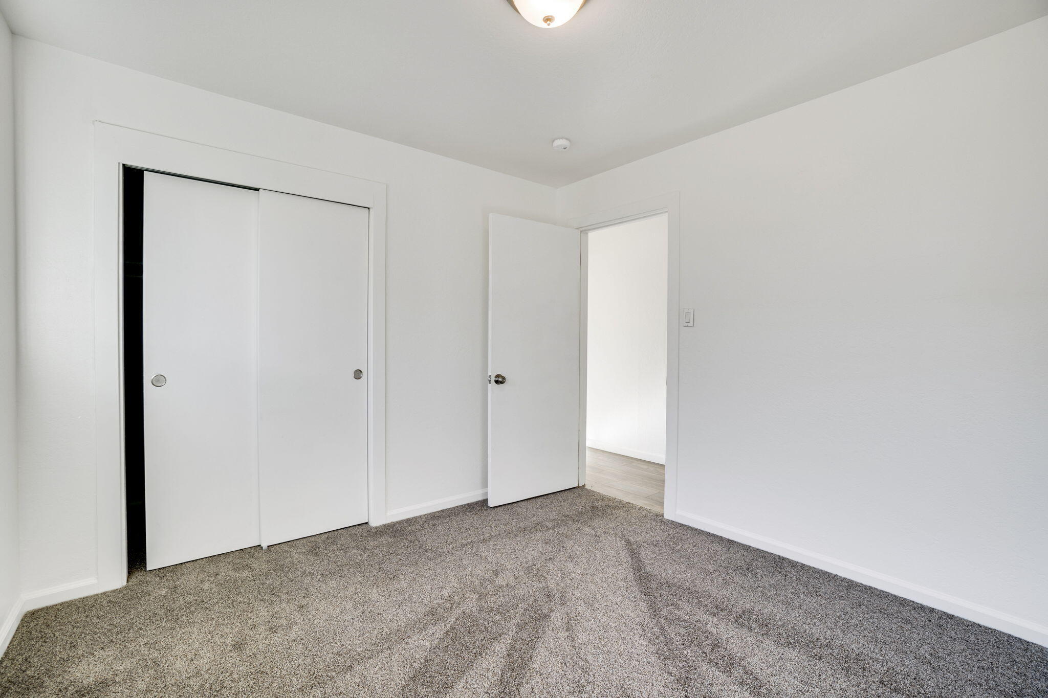 838 Mccullens Avenue
