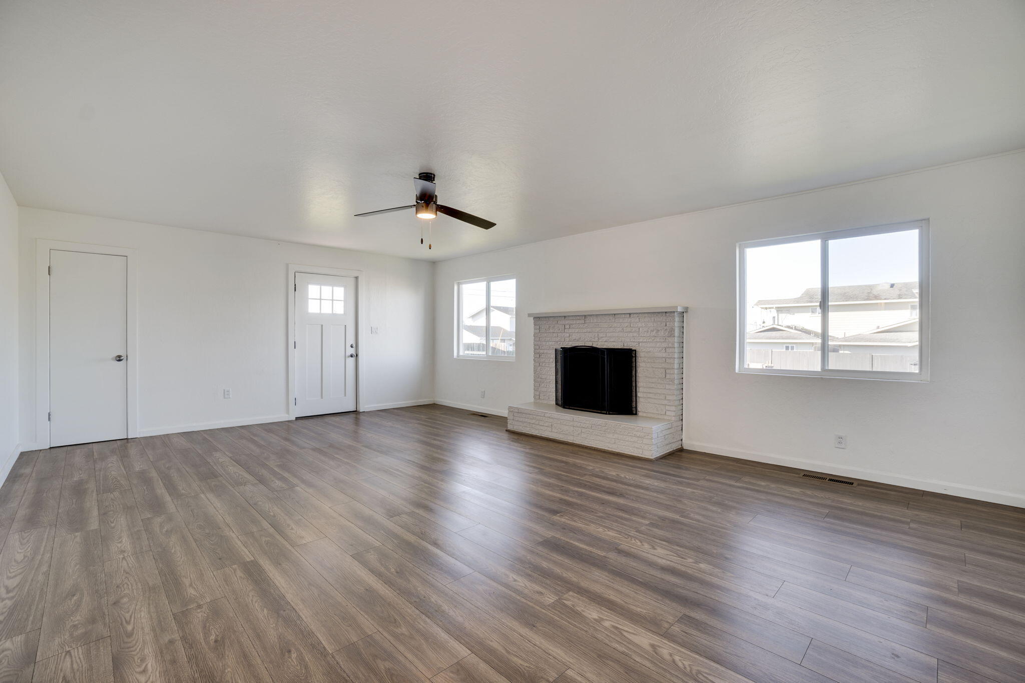 838 Mccullens Avenue