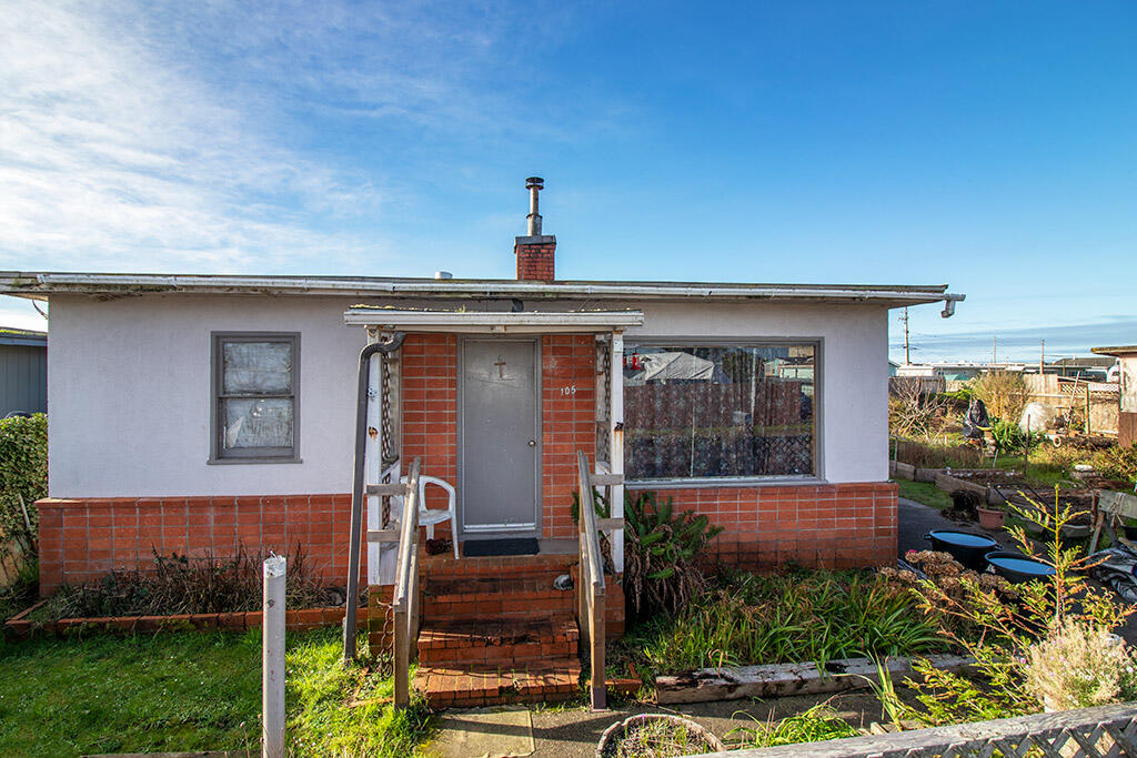 105 Crab Street