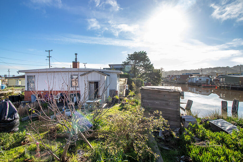 105 Crab Street