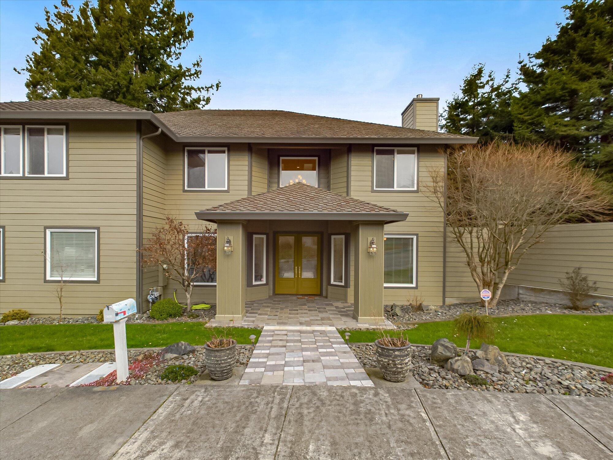4763 Dickson Drive