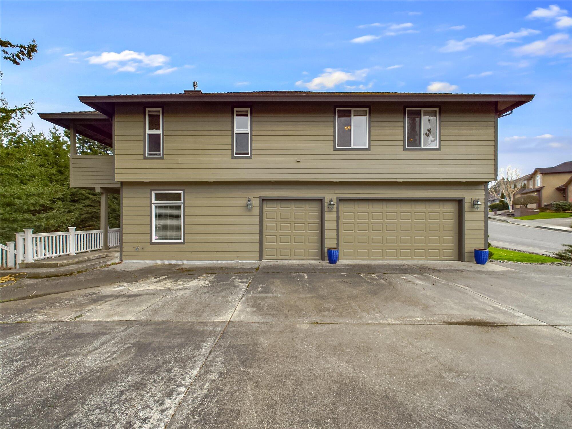 4763 Dickson Drive