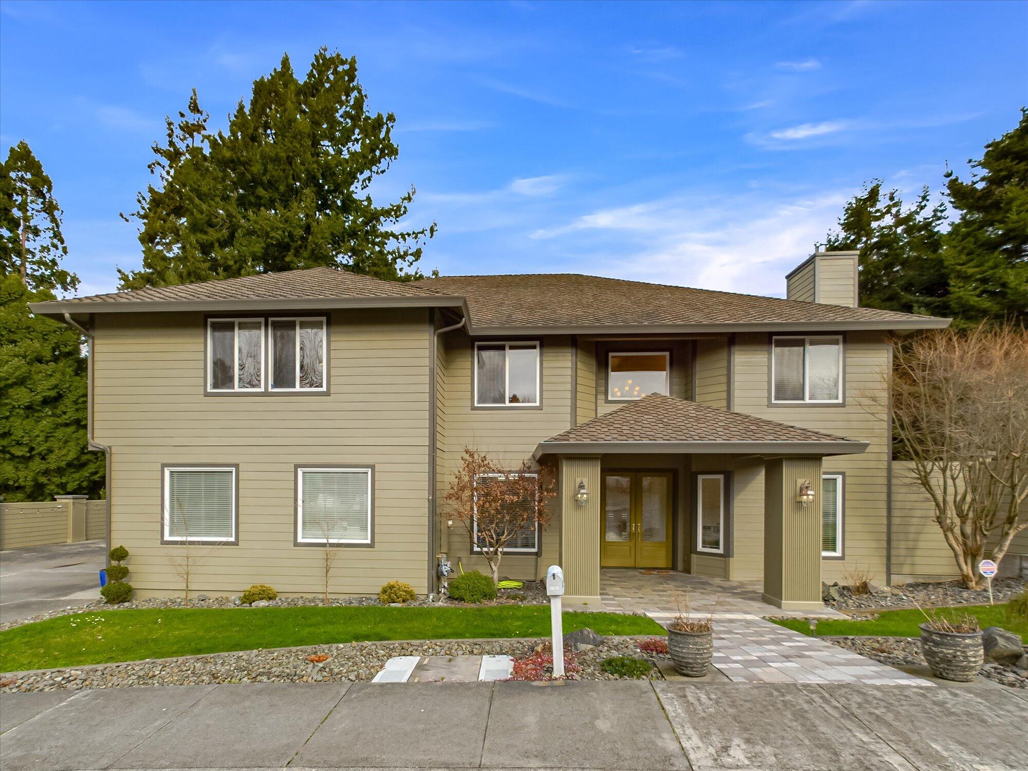 4763 Dickson Drive