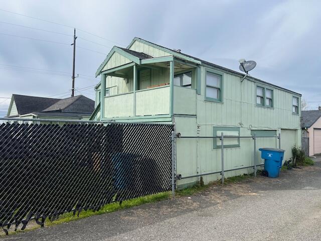 3021 Spring Street
