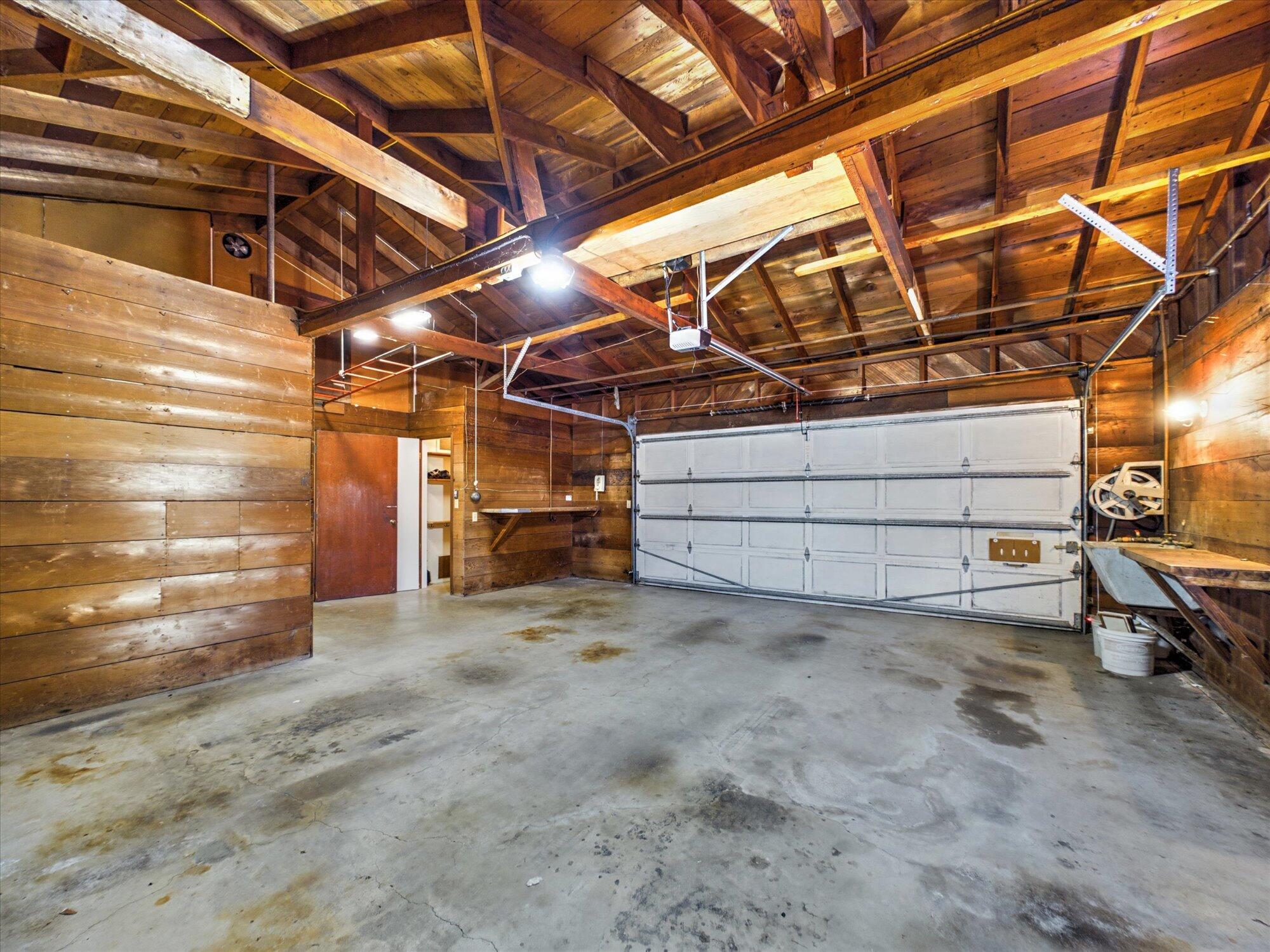 2911 T Street