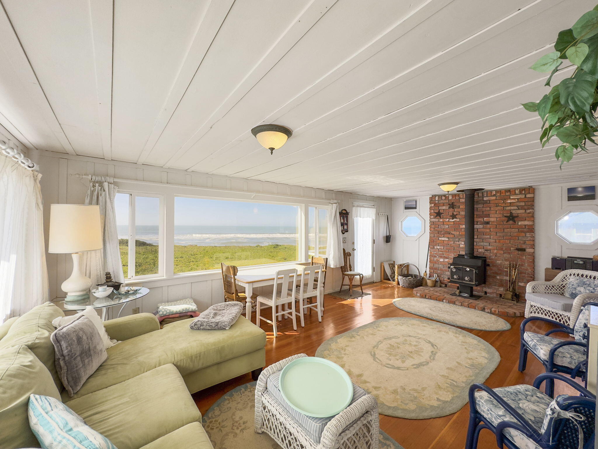 644 Shore Lane