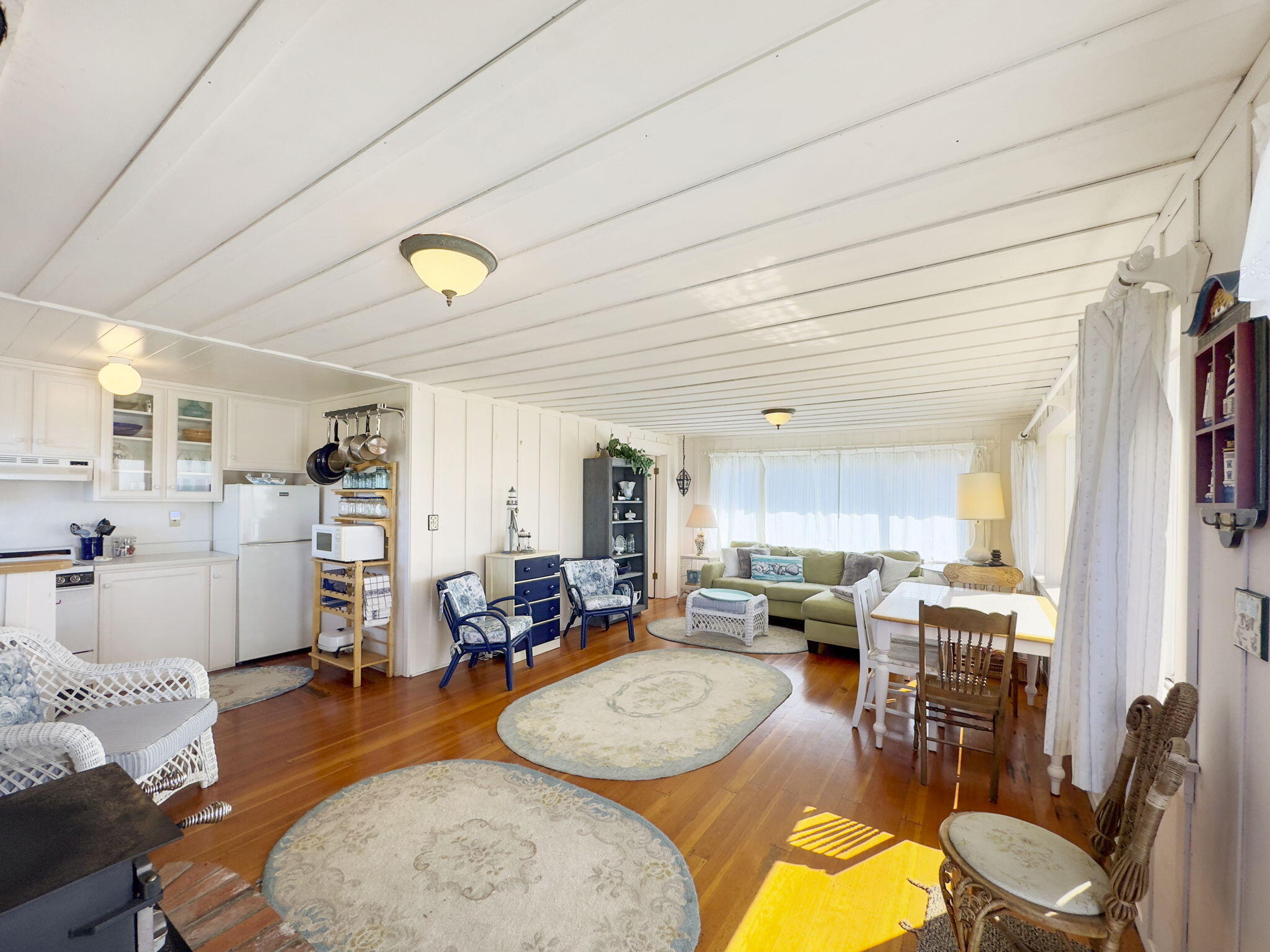 644 Shore Lane