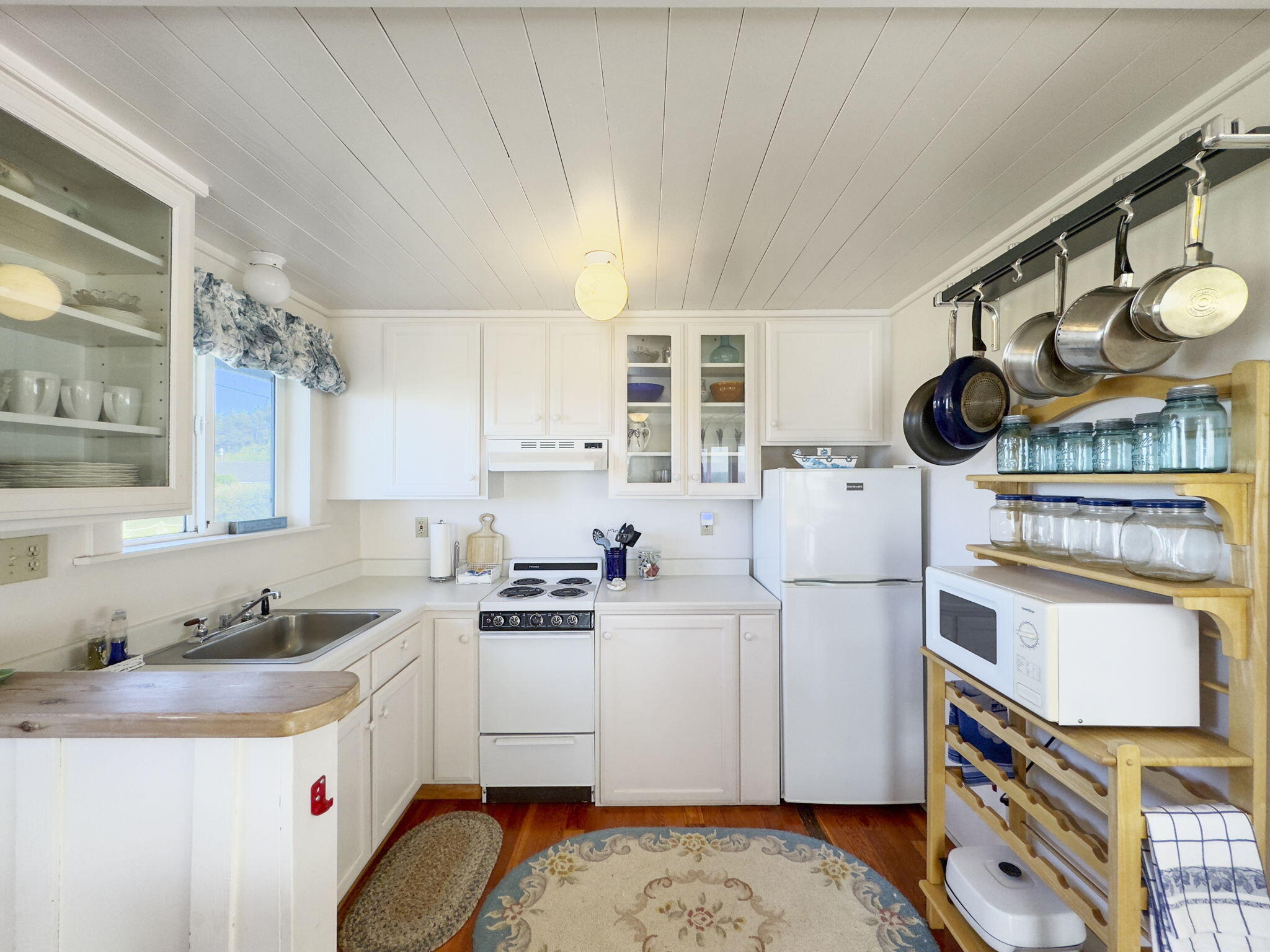 644 Shore Lane