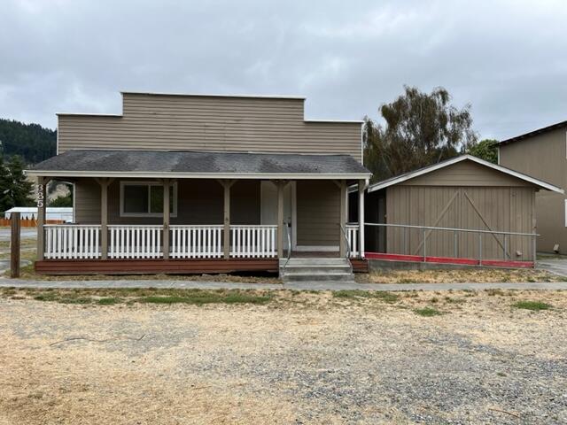 385 Davis Street
