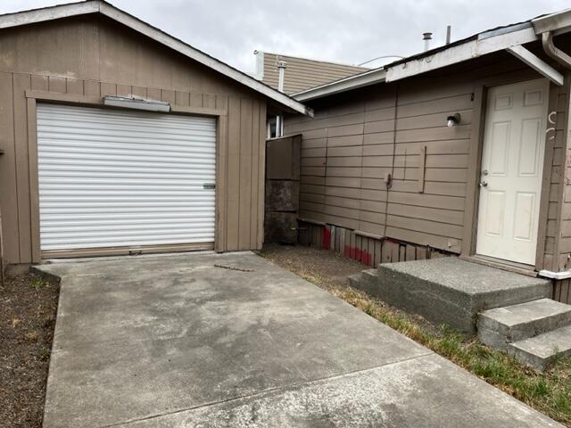 385 Davis Street