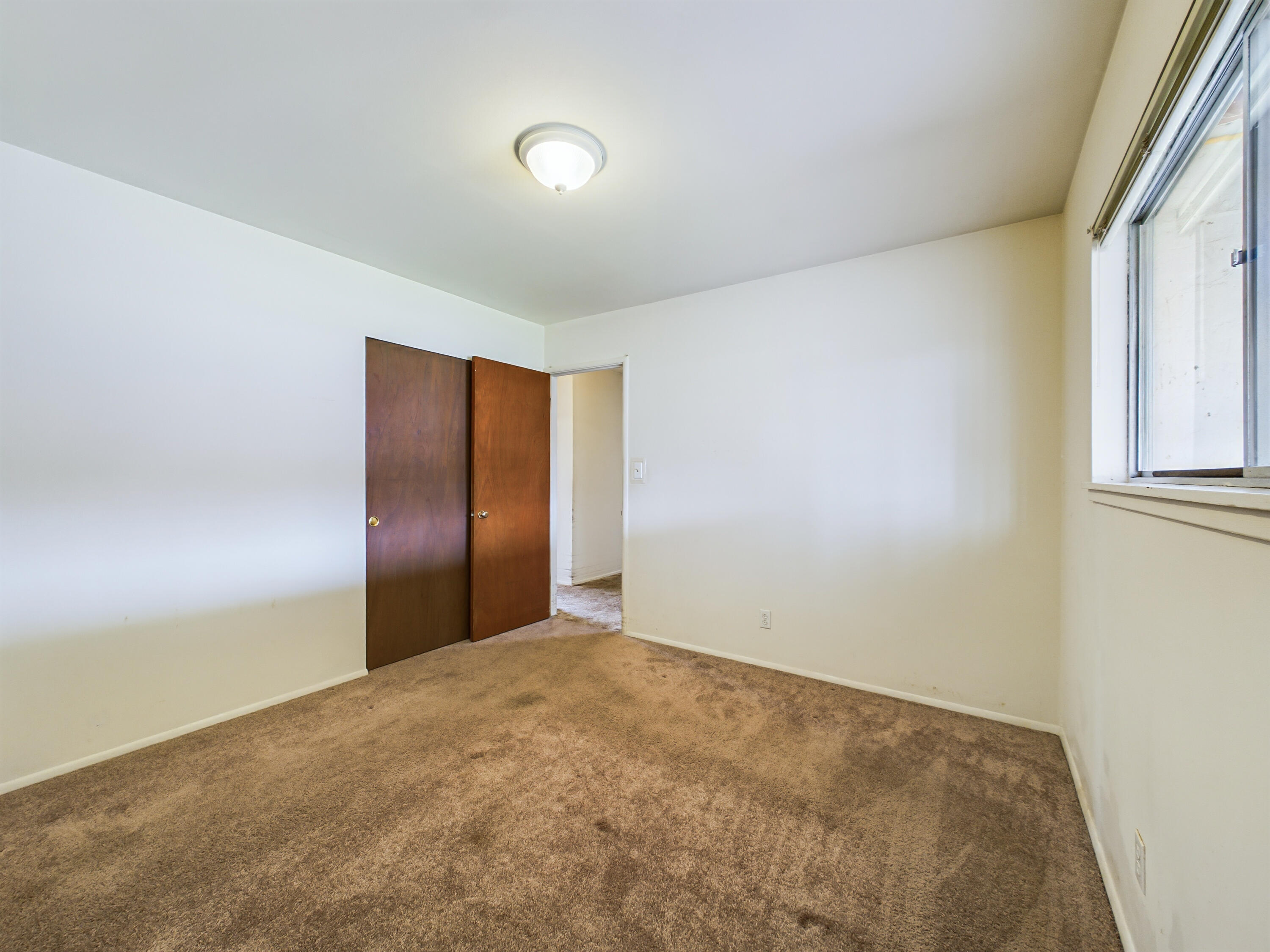 2560 Davis Way