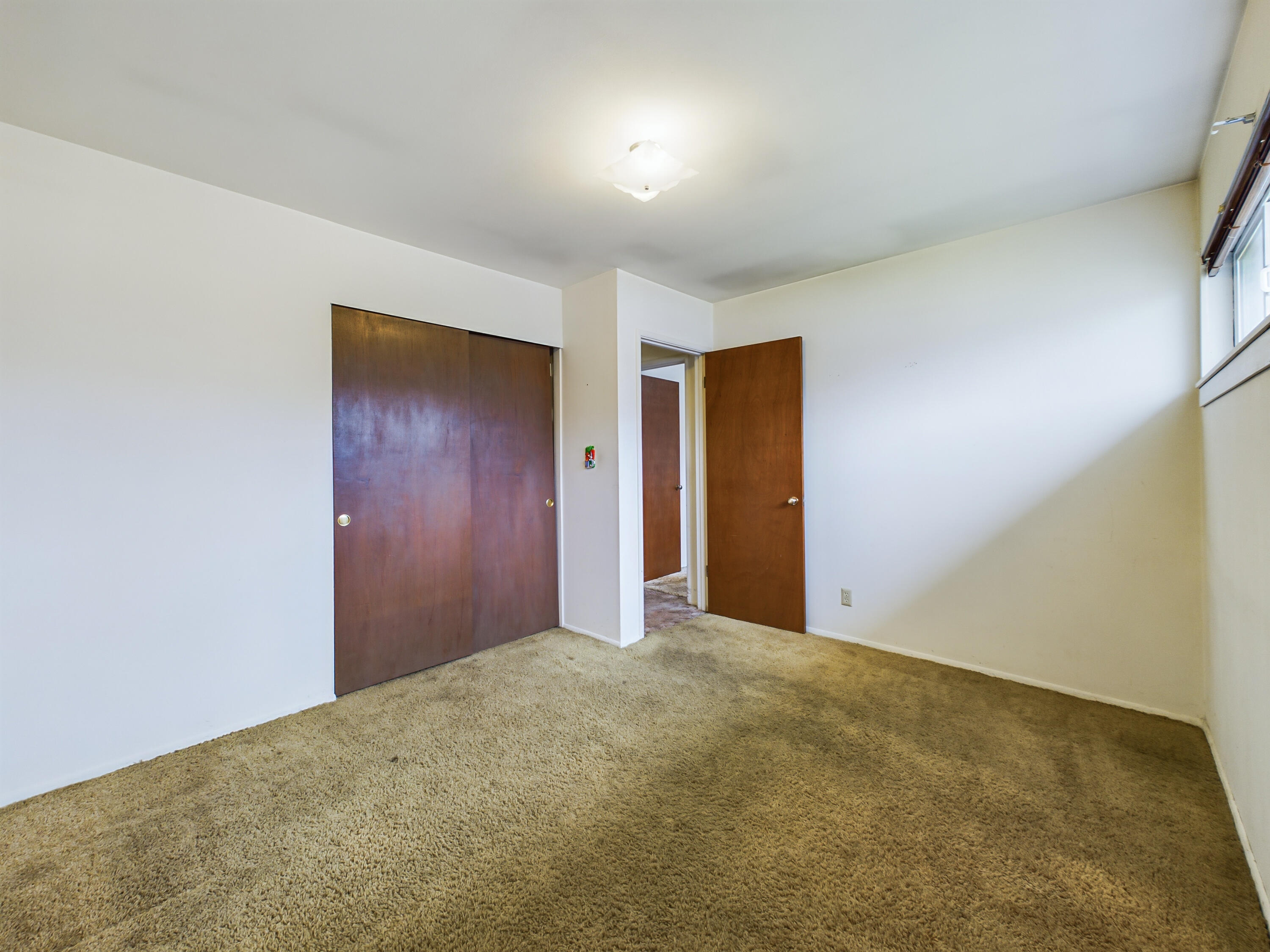 2560 Davis Way