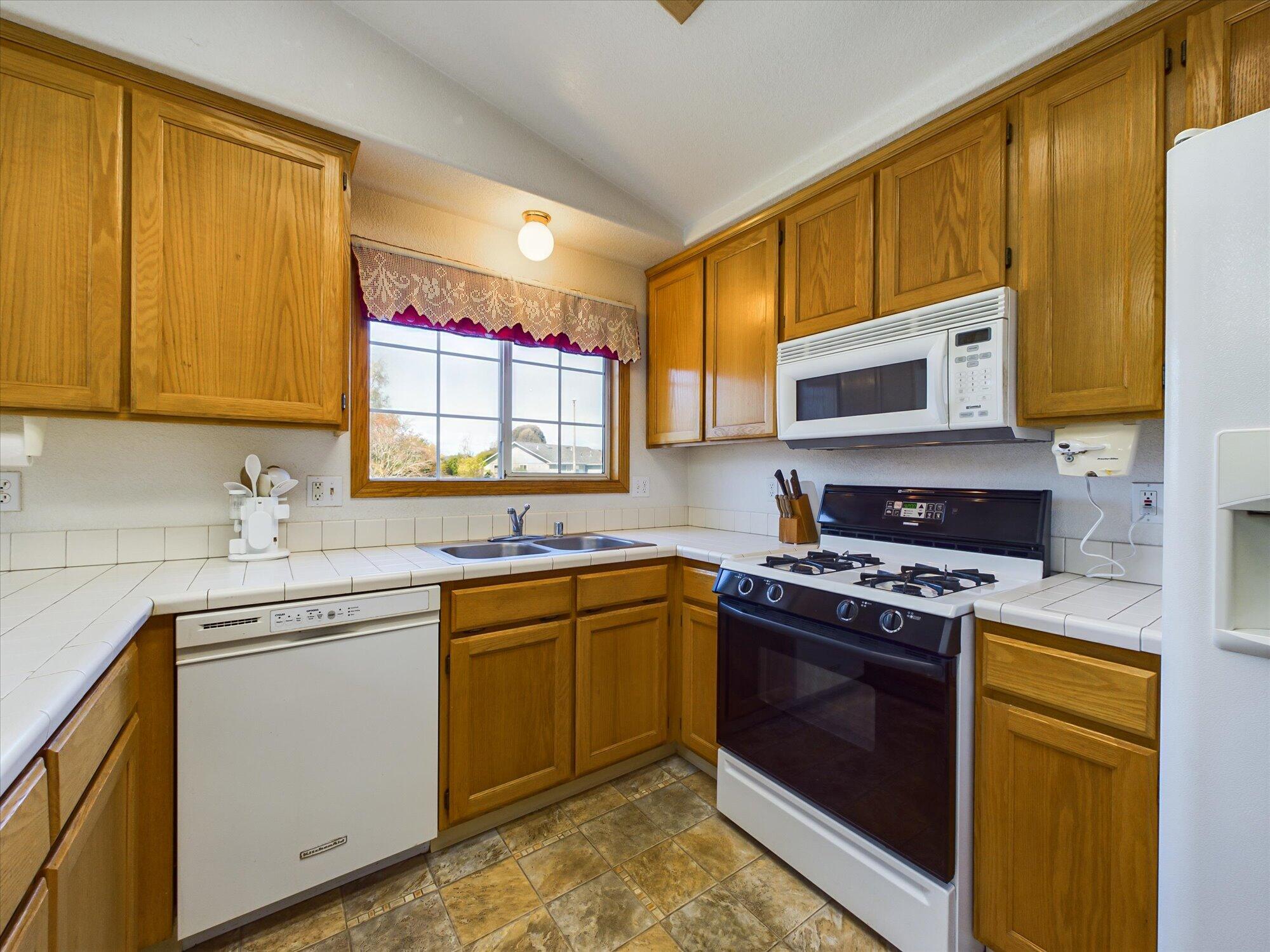 1900 Heartwood Drive, McKinleyville