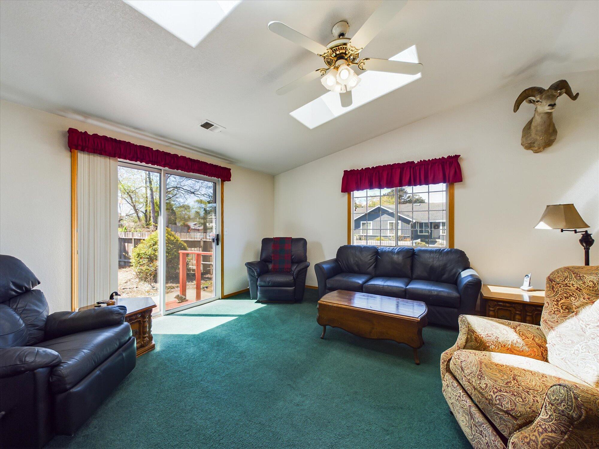 1900 Heartwood Drive, McKinleyville