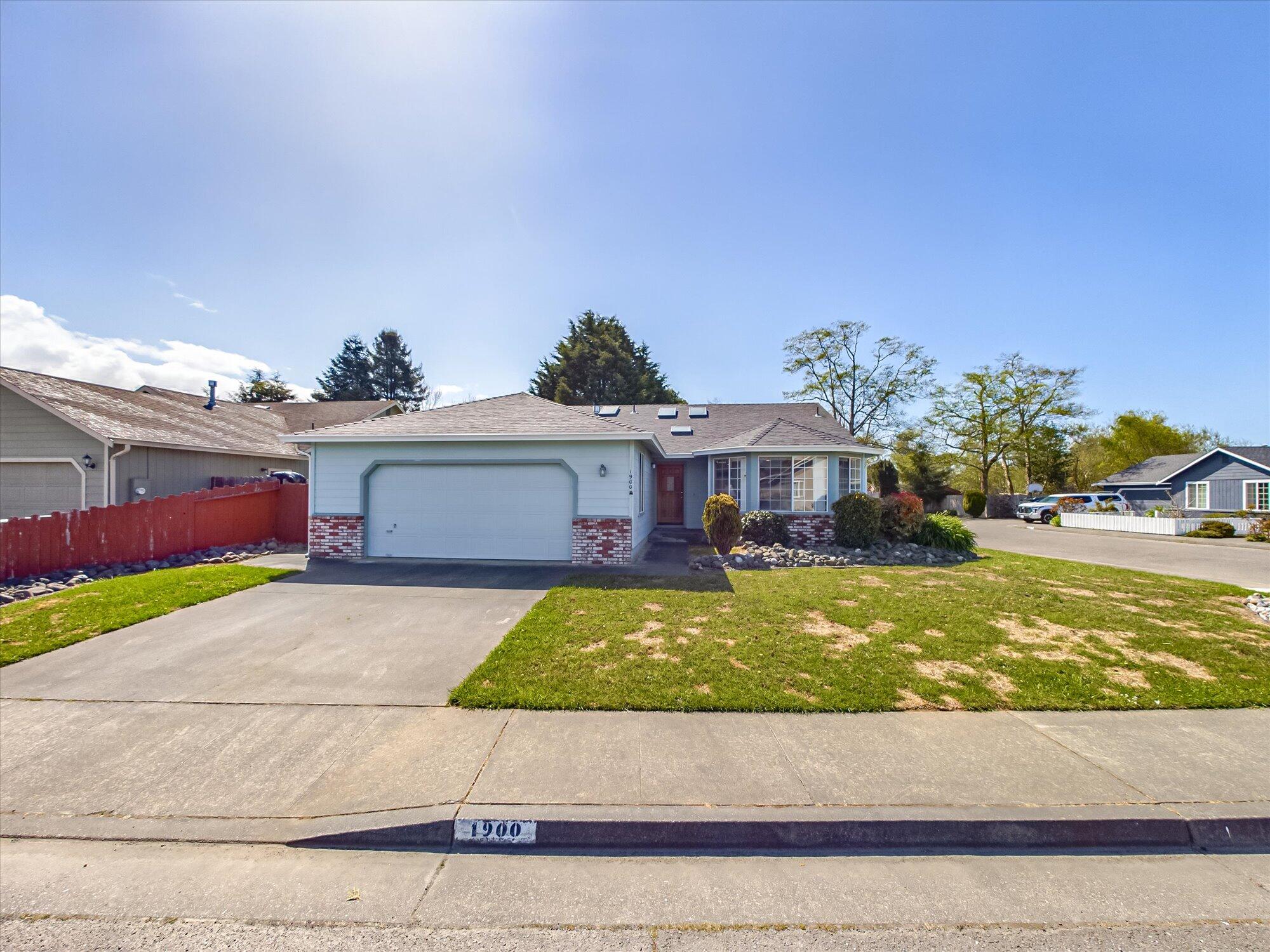 1900 Heartwood Drive, McKinleyville