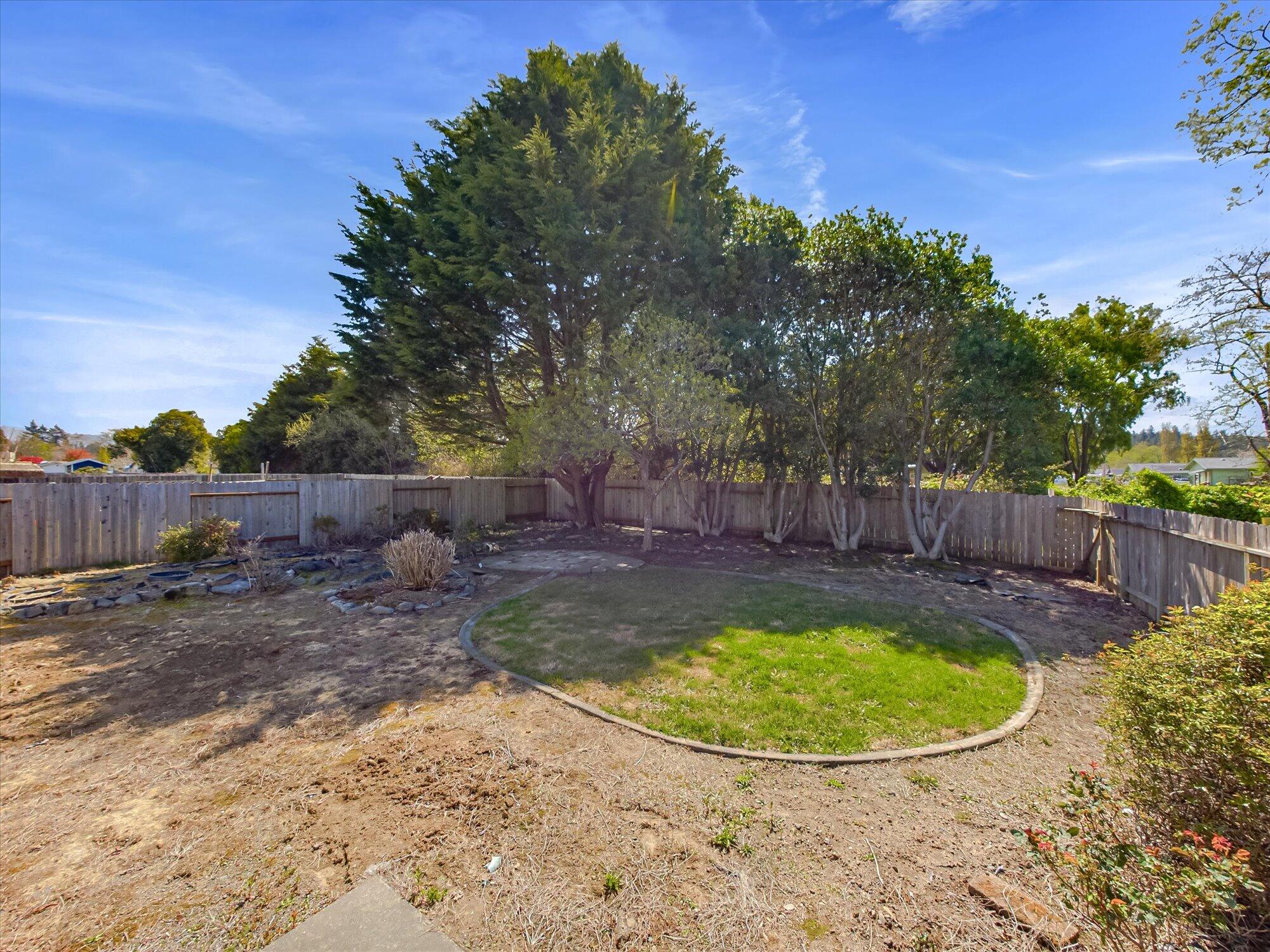1900 Heartwood Drive, McKinleyville