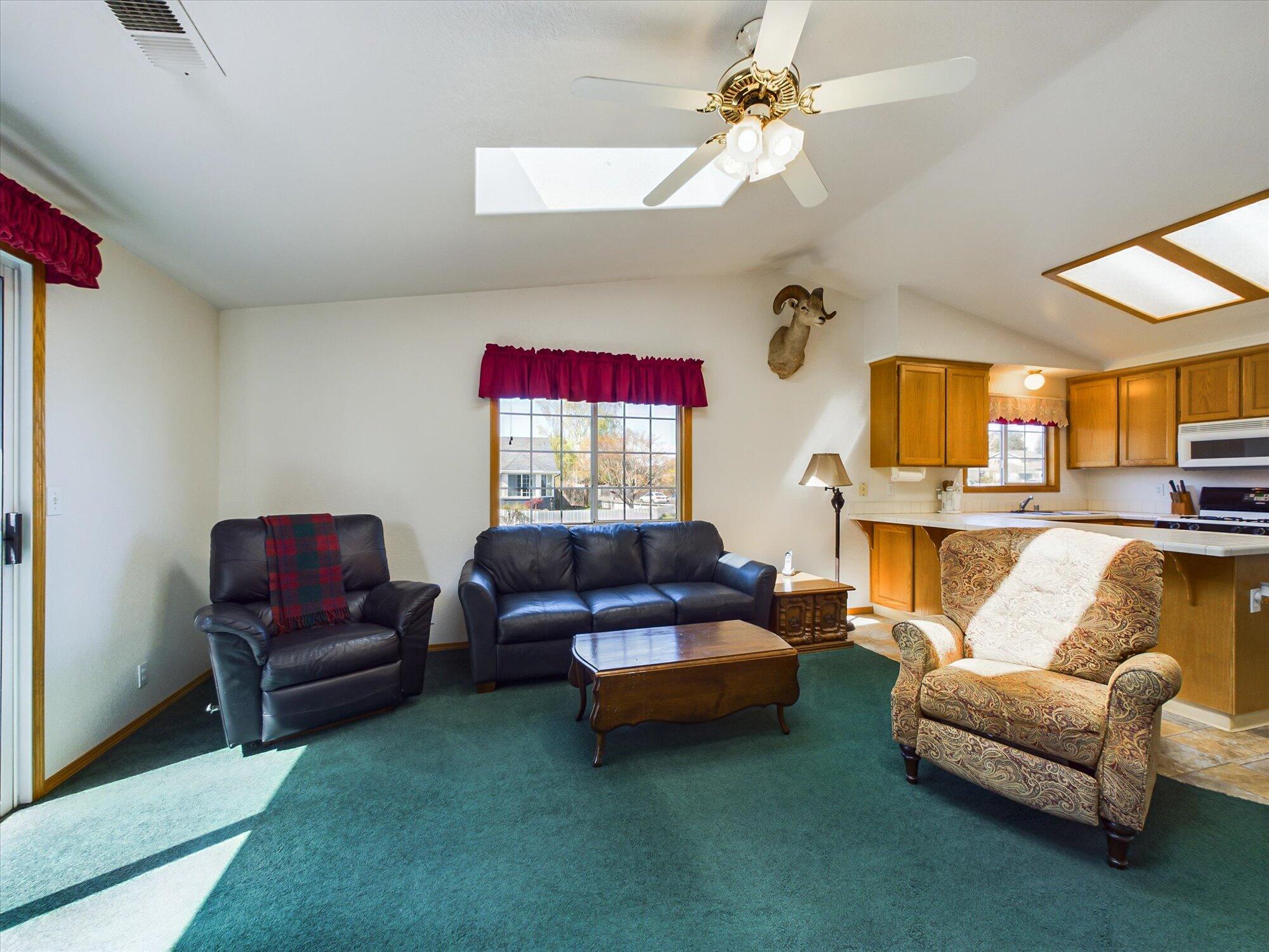 1900 Heartwood Drive, McKinleyville