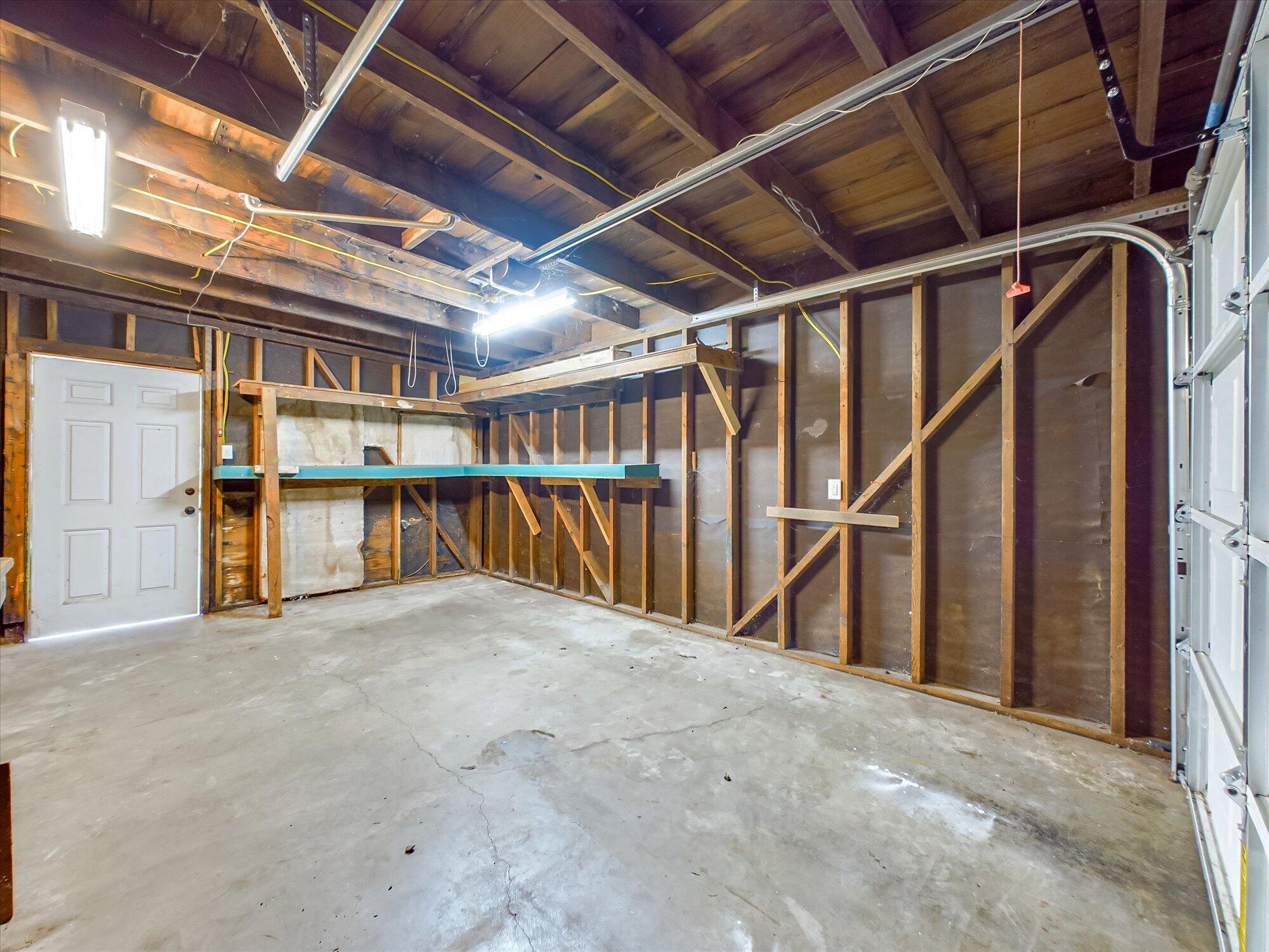 3404 Oregon Street